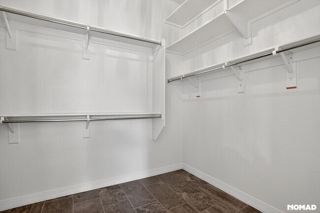 Building Photo - 5355 N Evans Way