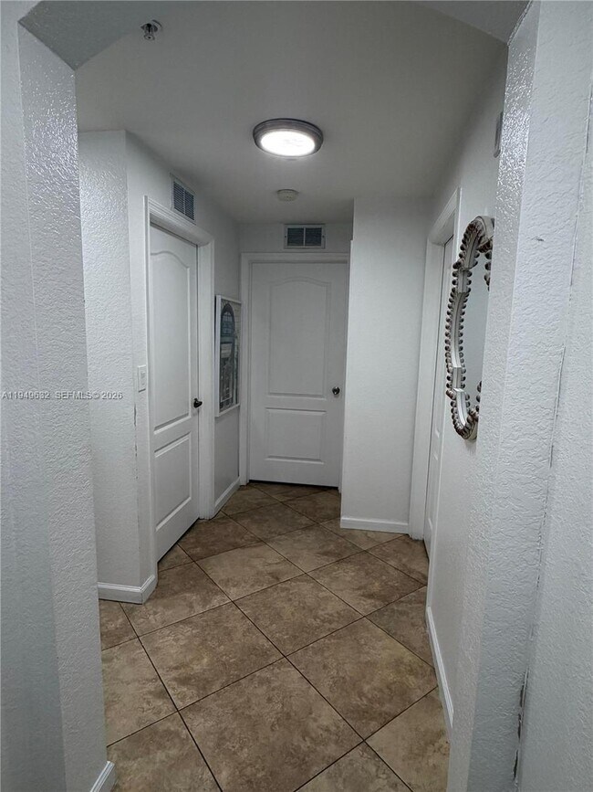 Building Photo - 8814 W Flagler St