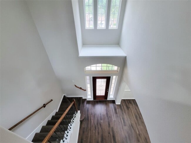 Building Photo - 21422 Beverly Chase Dr