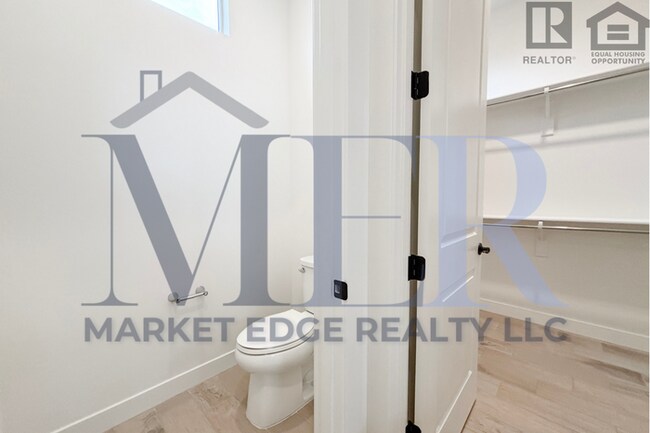Building Photo - 2Bed/2Bath Home in Surprise Golf Community...