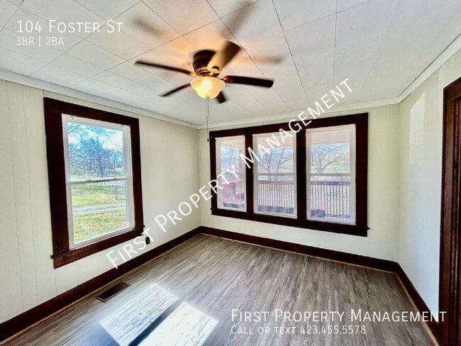 Building Photo - 104 Foster St