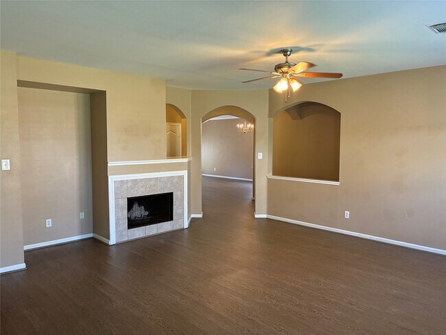 Building Photo - 6214 Channelbrook Ln