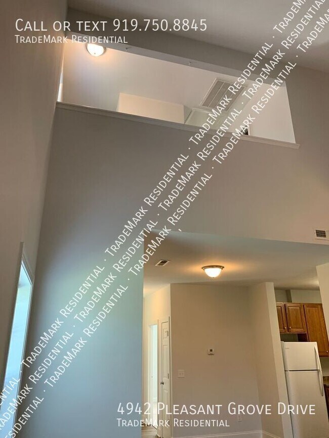 Building Photo - 4942 Pleasant Grove Dr