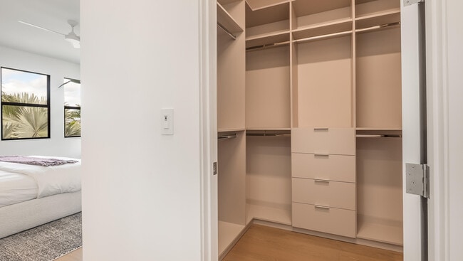 Building Photo - 17400 Rosella Rd