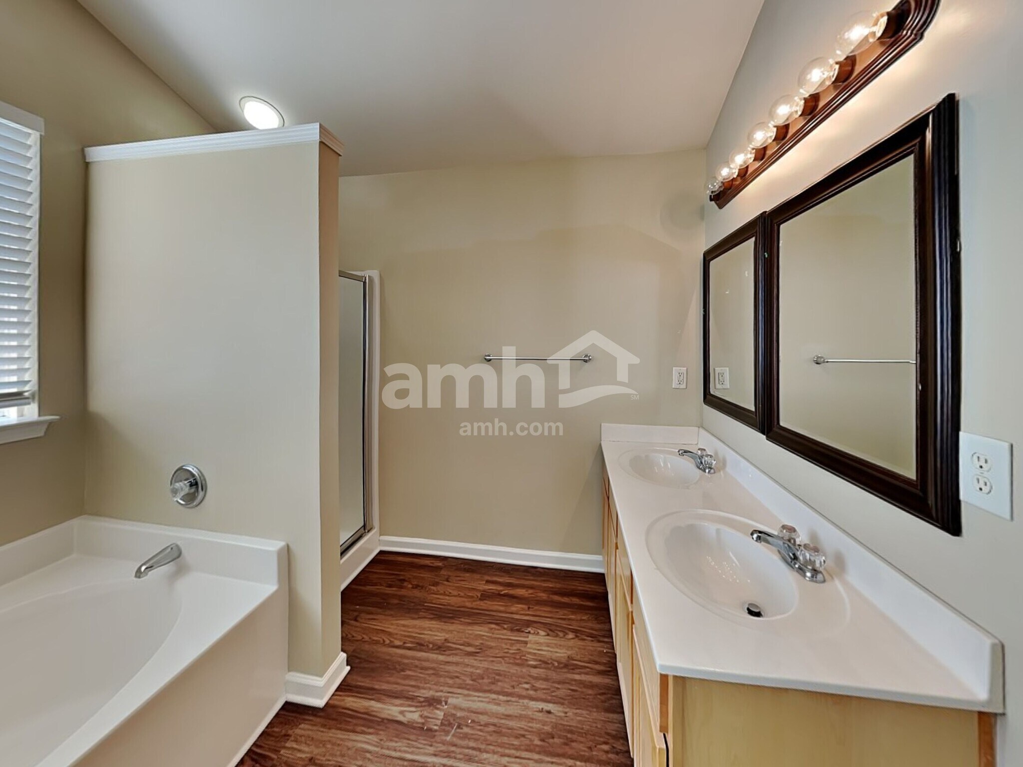 Building Photo - 7217 Winding Cedar Trl