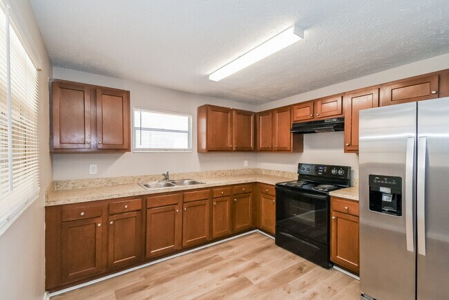 Building Photo - 5664 Minocqua St