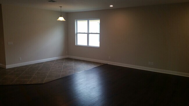 Building Photo - Avalon Reserve-1021 Vinsetta Circle Winter Garden FL 34787