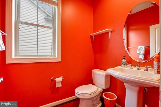 Building Photo - 42229 Majestic Knolls Dr