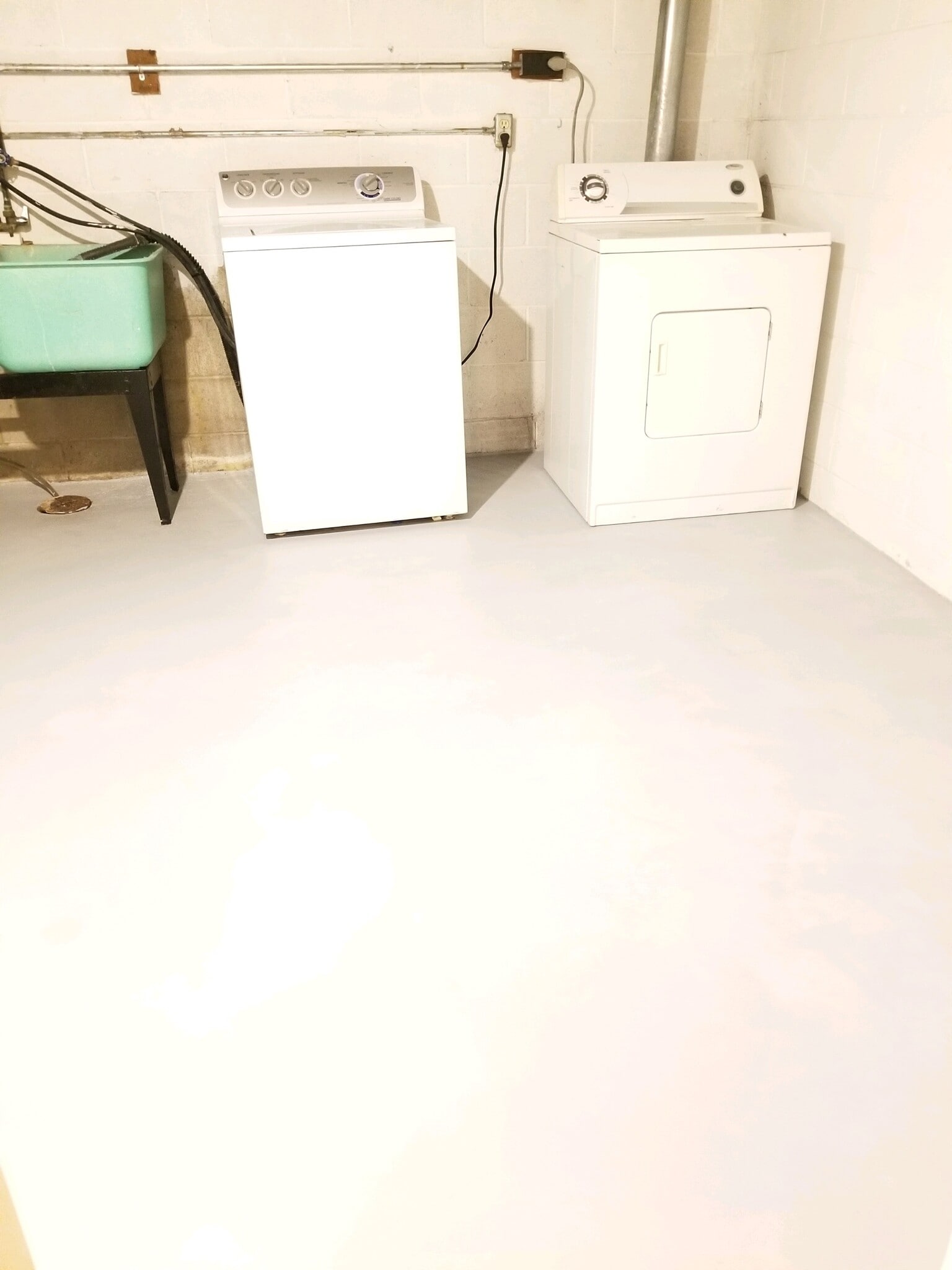 basement laundry - 3856 Xenia Ave N