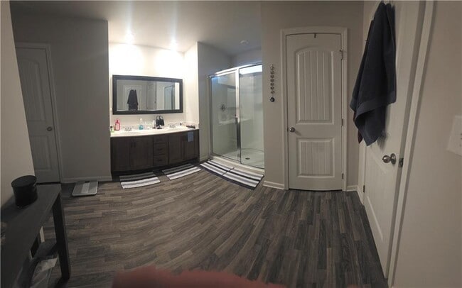 Building Photo - 4768 Rdg Vly Dr