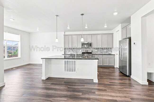 Building Photo - 9530 Sedalia St