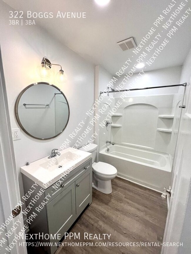 Building Photo - 322 Boggs Ave