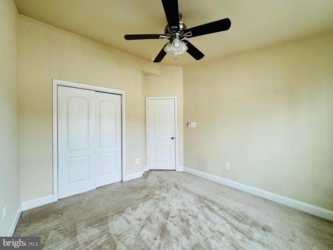 Building Photo - 12406 Carriage Park Pl