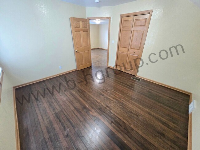 Building Photo - 4812 25th Ave