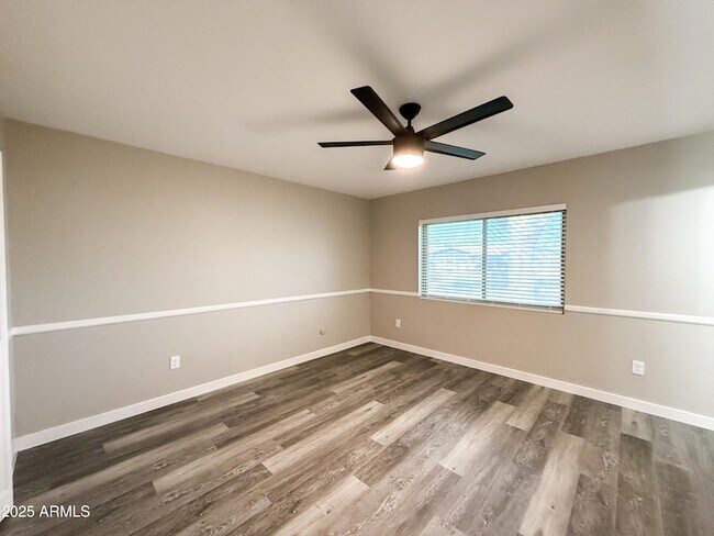 Building Photo - 8616 N 40th Dr