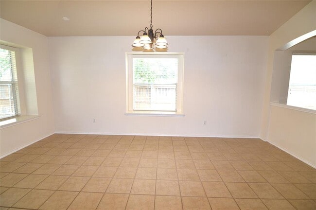 Building Photo - 3148 Henderson Path