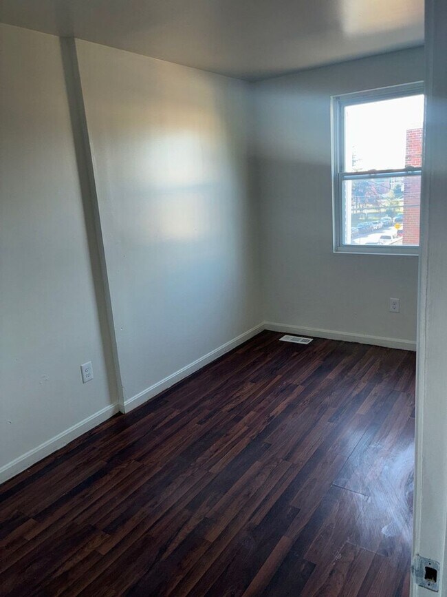 Building Photo - 3703 Edmondson Ave