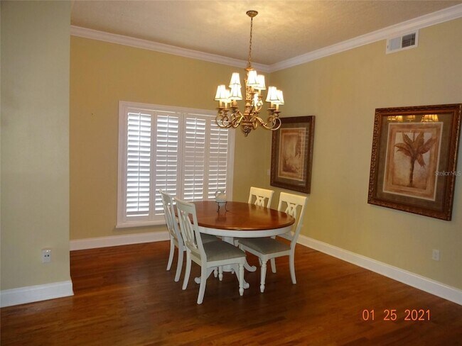 Building Photo - 1144 Delaney Ave