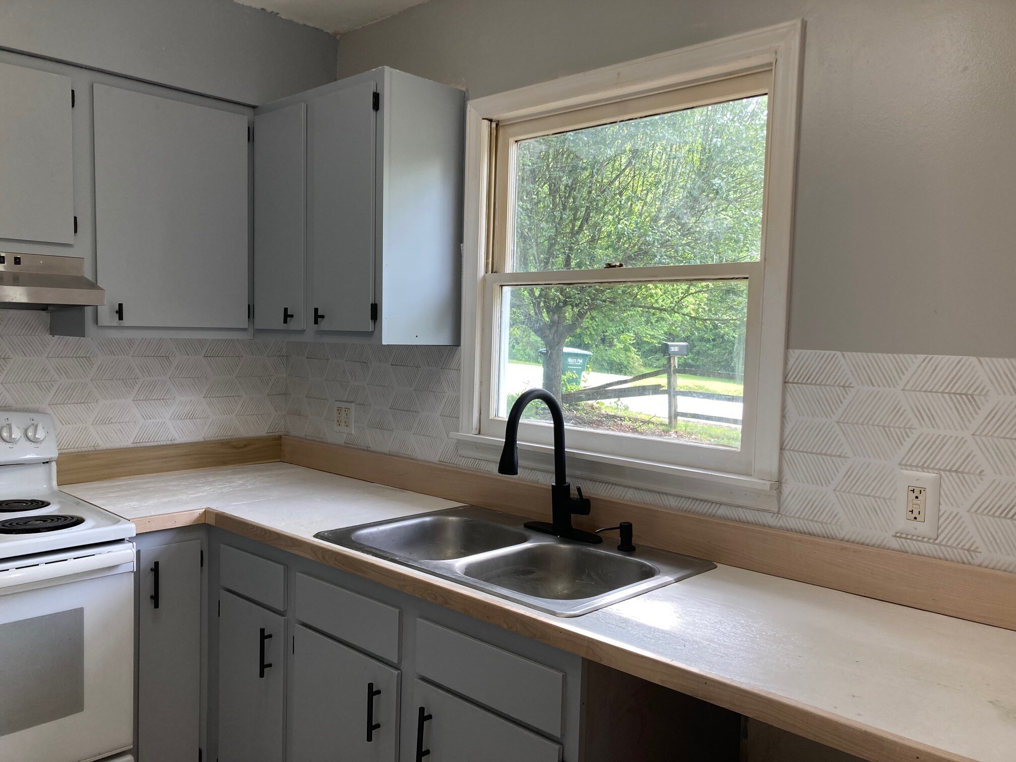 Building Photo - 410 Onteora Blvd