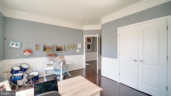 Building Photo - 24855 Bradford Forest Dr