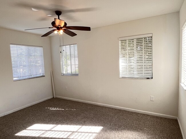Building Photo - 27379 SW 143rd Ct