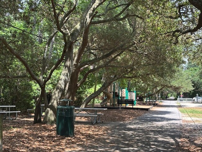 Building Photo - Cape Story by the Sea