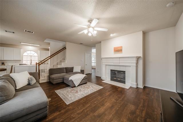 Building Photo - 7109 Chandler Dr