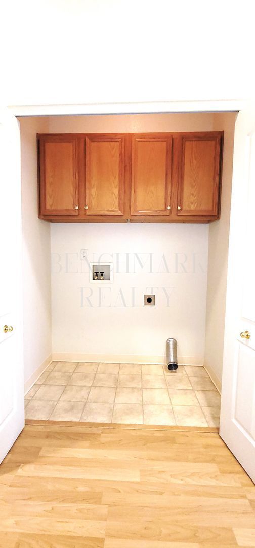 Building Photo - Beautiful 3 bedroom 2 bath plus 2 car garage in Damonte Ranch with New Carpet & Paint