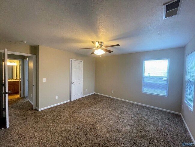 Building Photo - 229 Whitestone Dr NE
