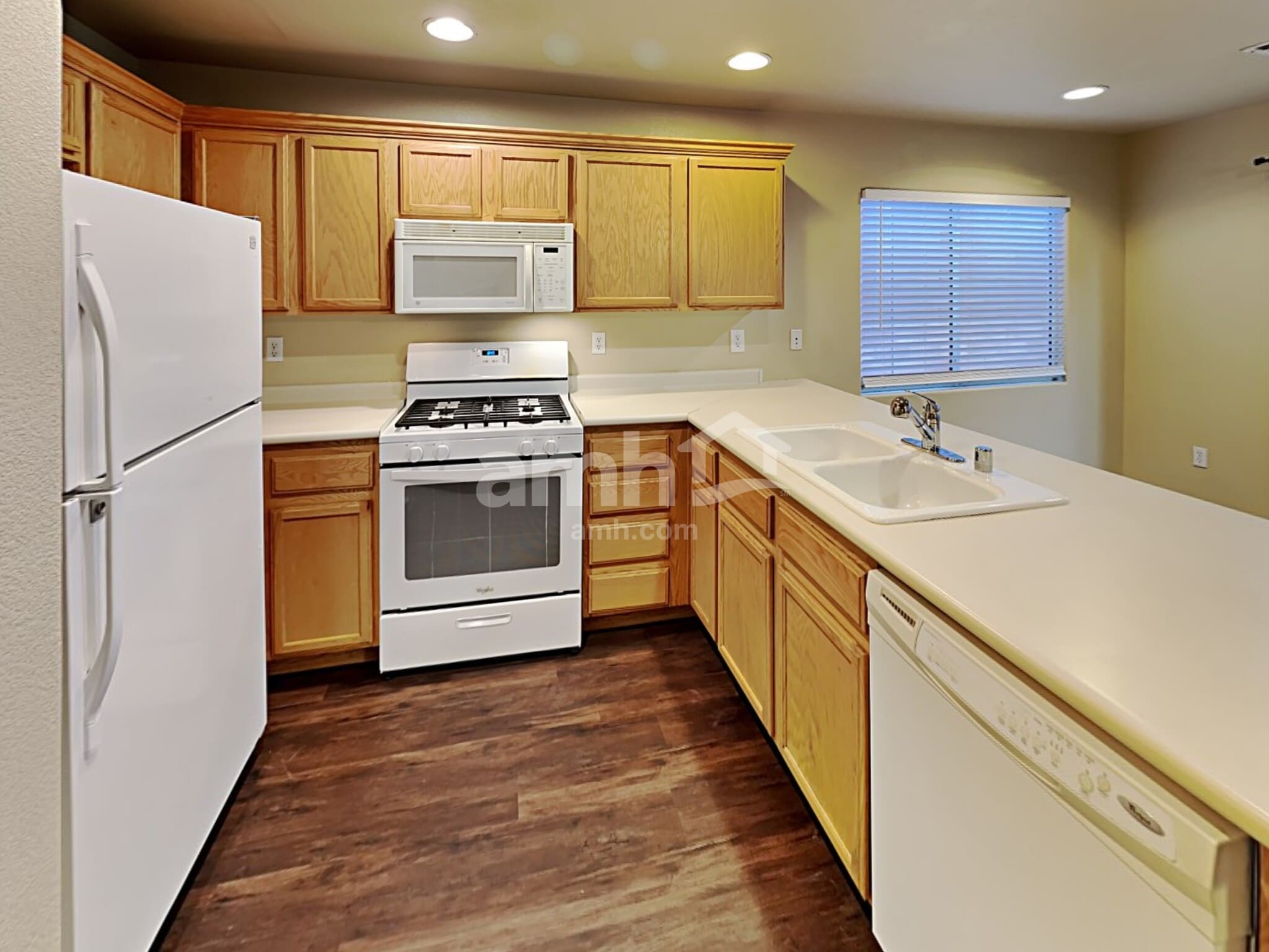 Building Photo - 3909 Bayamon St