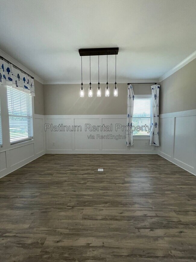 Building Photo - 3215 Summerpoint Crossing