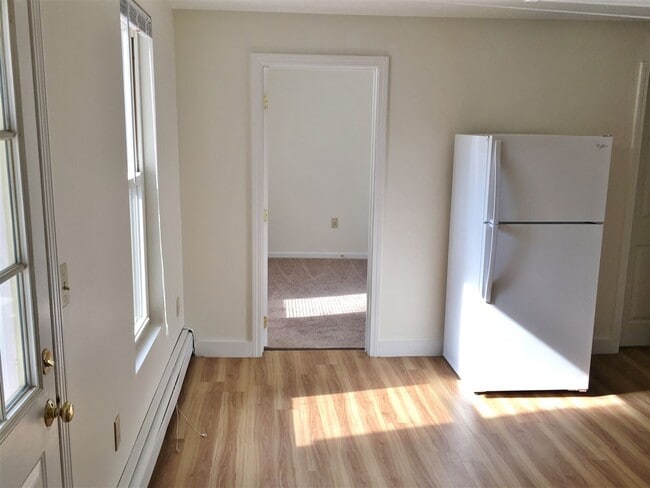 Building Photo - 141 Second St