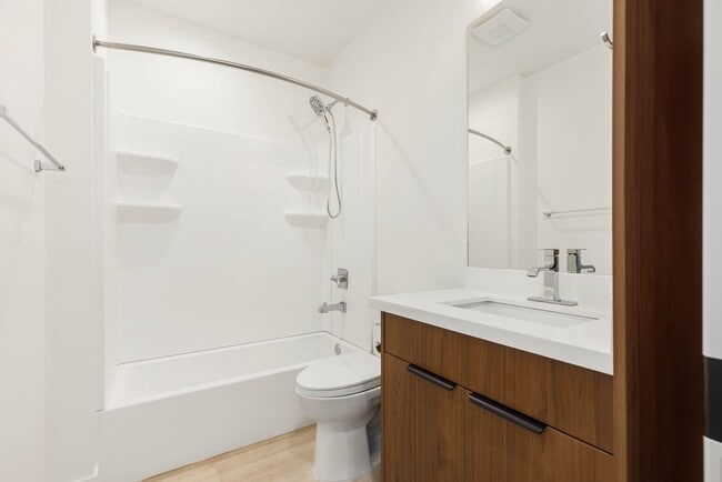 Building Photo - 108 6th St South