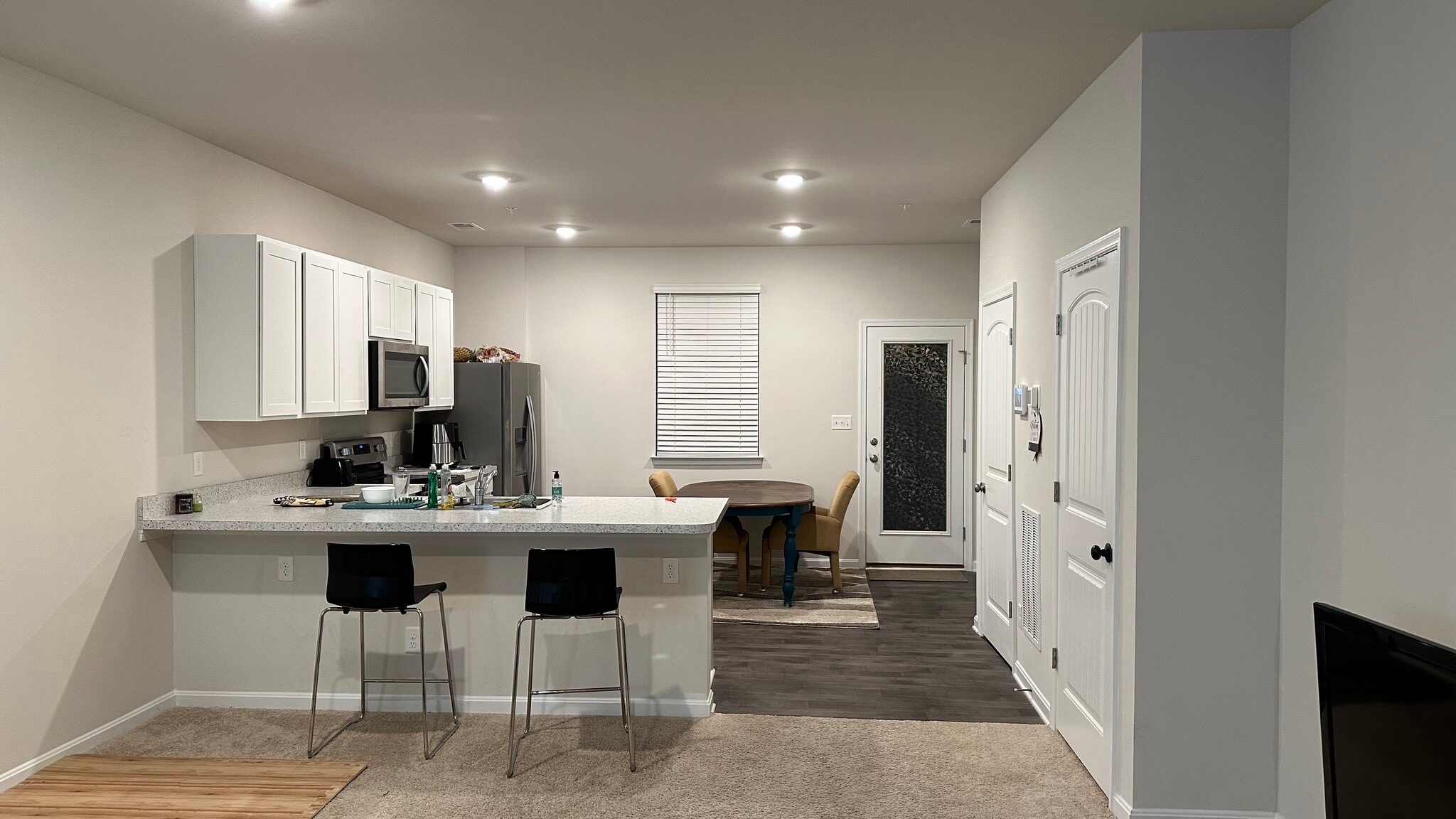 Kitchen - 114 Willowtree Ln
