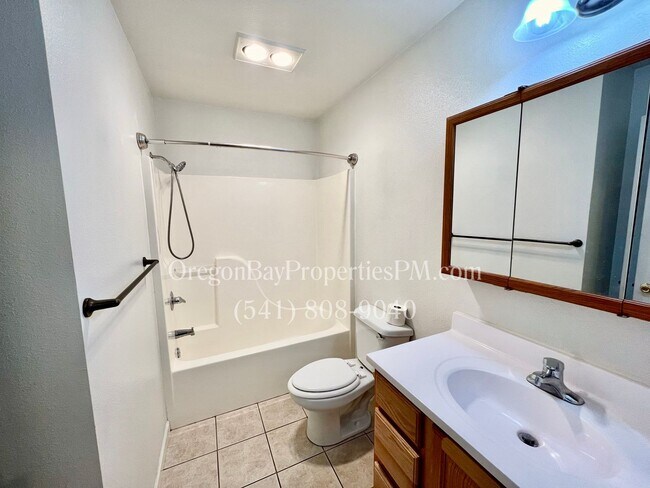 Building Photo - Blanco Ave. Duplexes