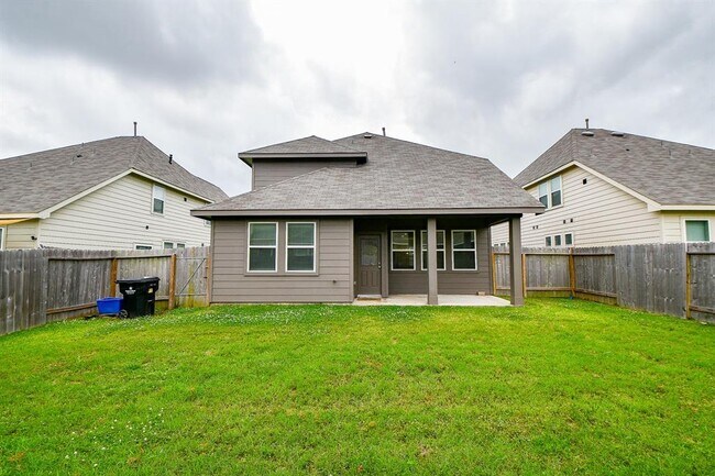 Building Photo - 6326 Prince Pl Dr