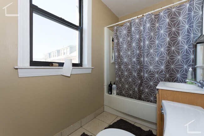 Building Photo - Renovated Allston / BU West Campus 3 Bed/2 Bath for September 1st