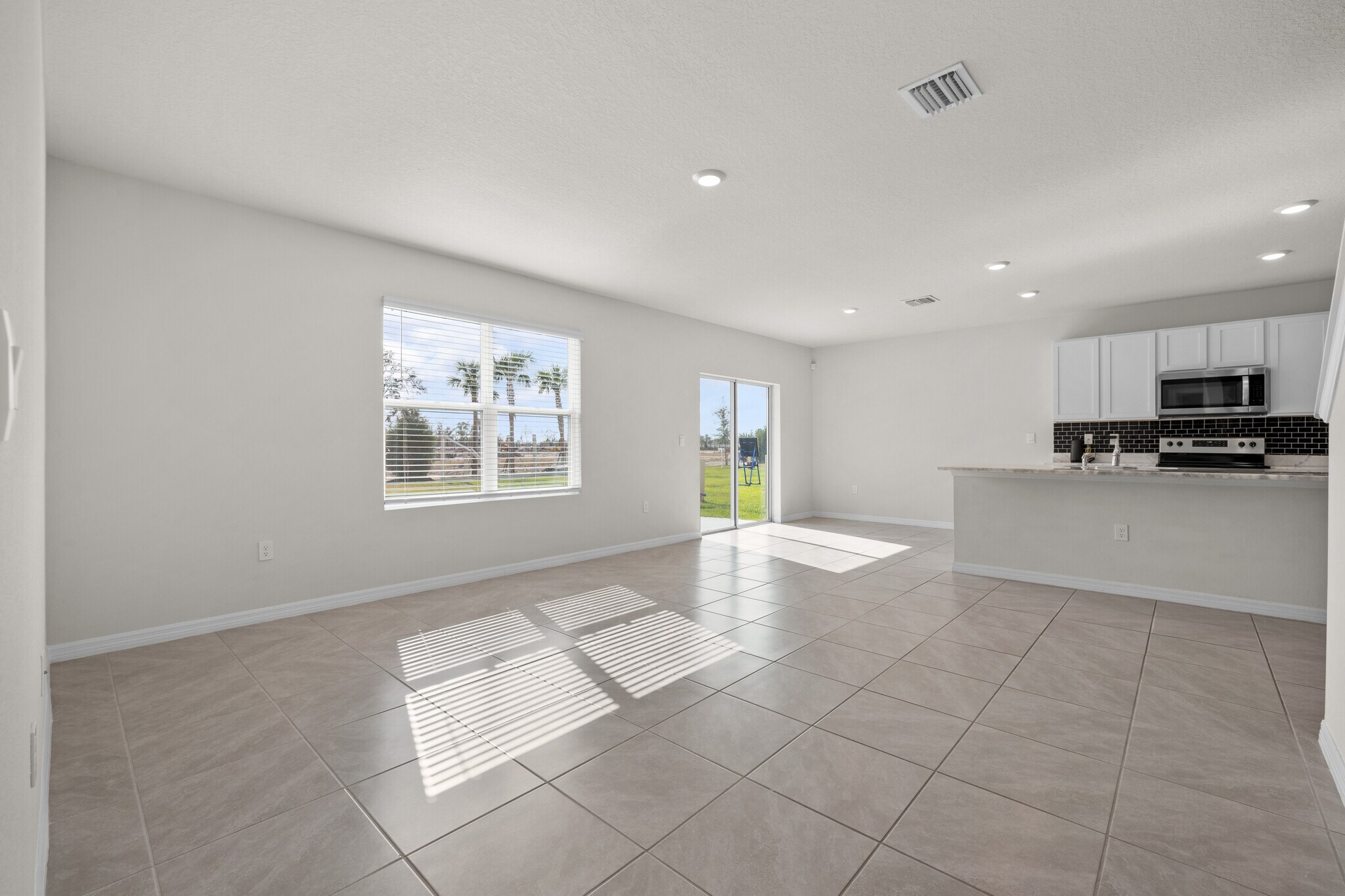 Building Photo - 17249 Wheatberry Blvd
