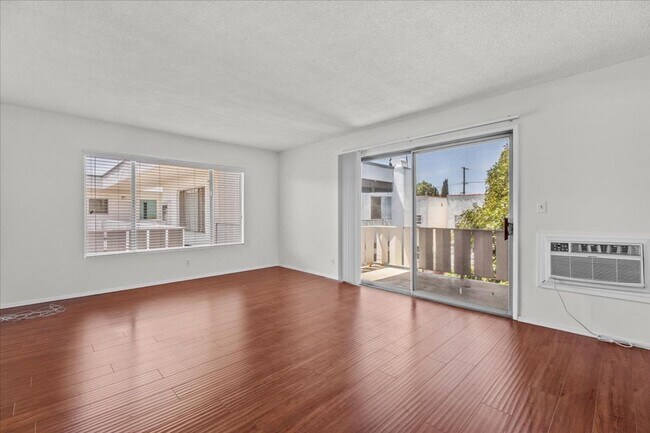 Building Photo - Light-Filled Top Floor Retreat in the Heart of Franklin Village