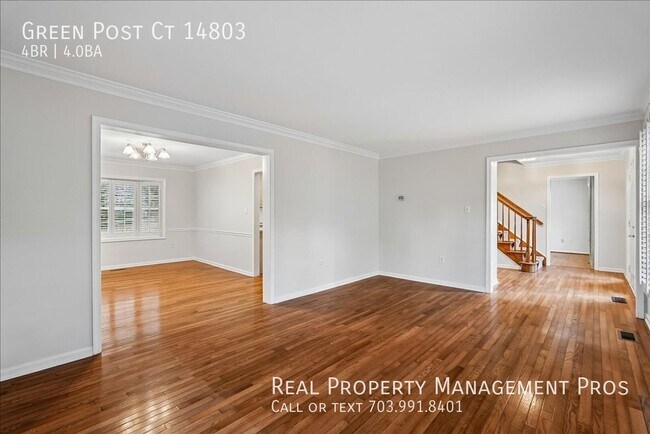 Building Photo - Green Post Ct 14803-