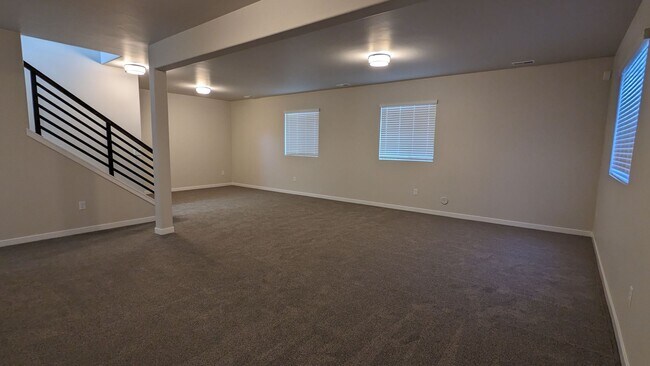 Building Photo - 8260 Nat Love Dr