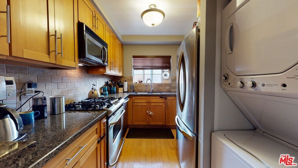 Building Photo - 1144 10th St