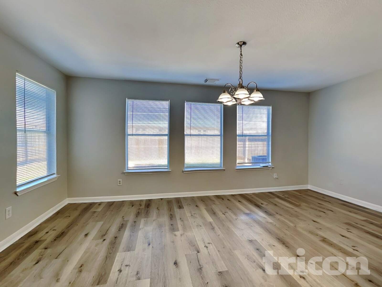 Building Photo - 10111 Victoria Falls Ln