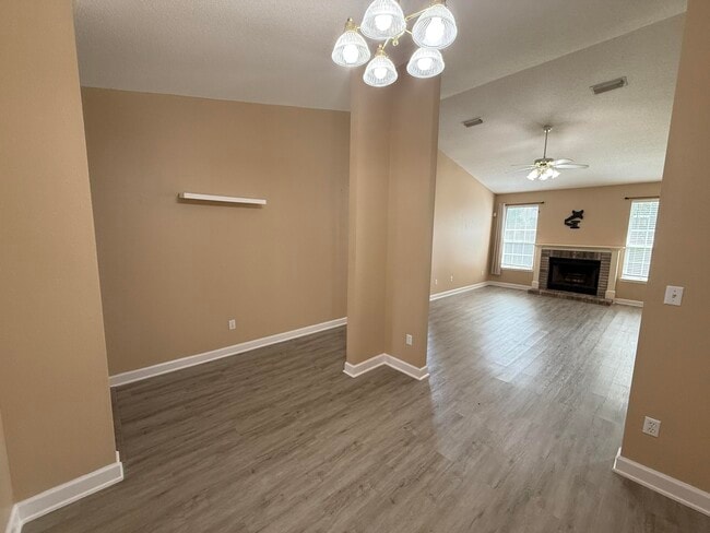 Building Photo - 9697 Leeward Way