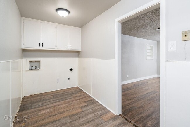 Building Photo - 3749 N 10th St