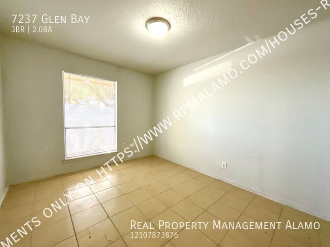 Building Photo - 7237 Glen Bay Dr