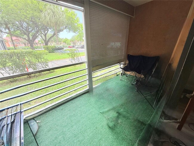 Building Photo - 1800 SW 81st Ave