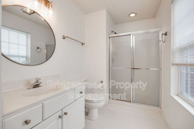 Building Photo - 4448 Forest Ridge Blvd