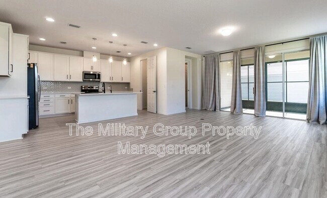 Building Photo - 12706 Grn Mdw Dr