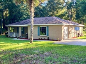Building Photo - Crystal Manor 2 bedroom, 2 bath, 1 car garage home!